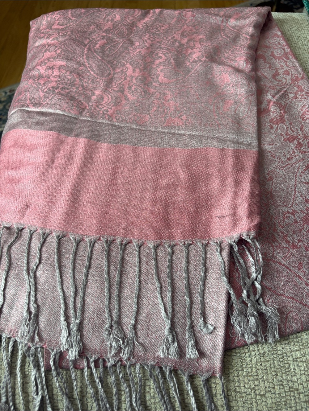 Pink Paisley Pashmina Throw Blanket - Unbranded